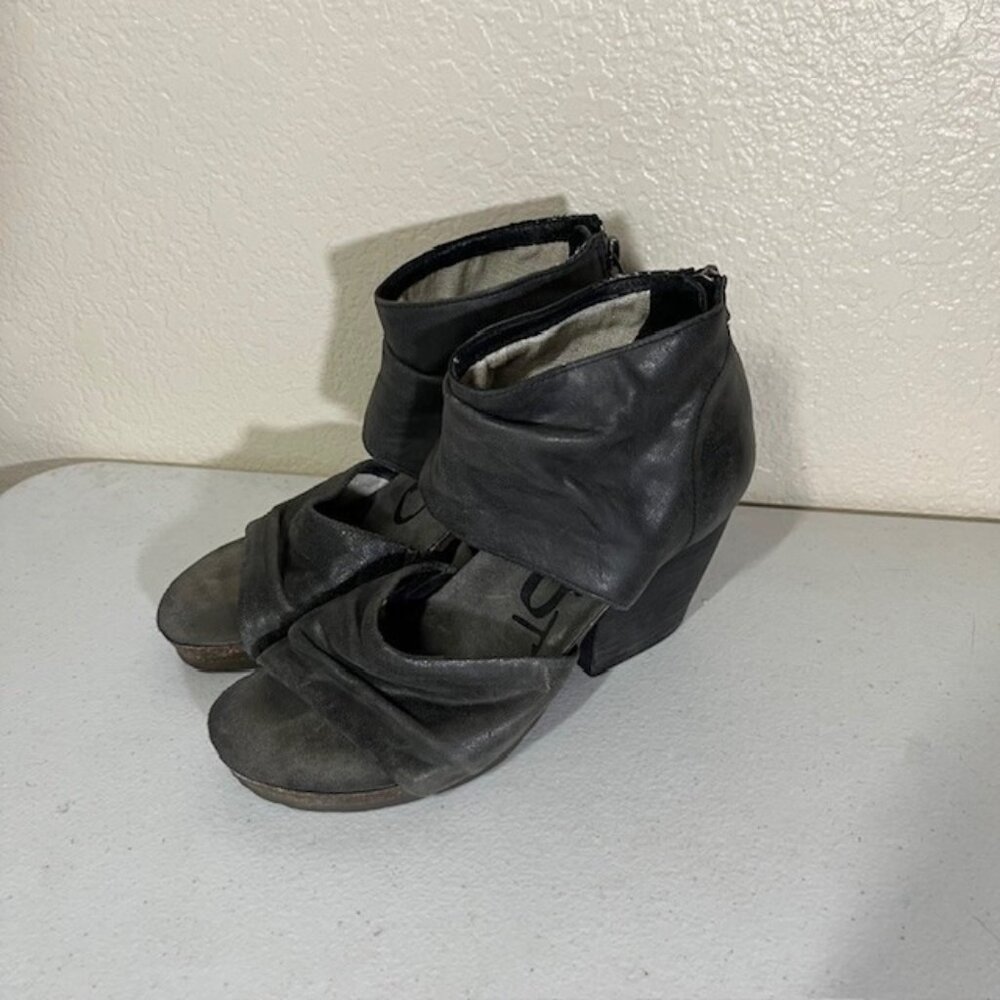 OTOT Shoes Womens Snadals Wedge Heels 7 Gray Leather Peep Toe